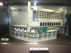 173994 B