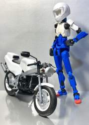 1687774 B