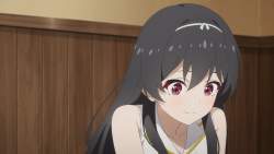 220596 B