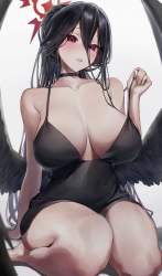 667046 B