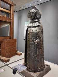 156342 B
