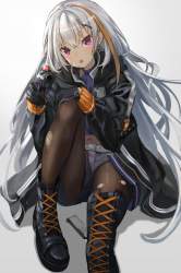 967366 B