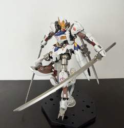550474 B